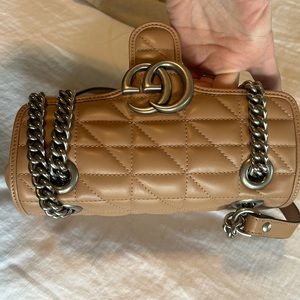 Gucci marmont shoulder bag